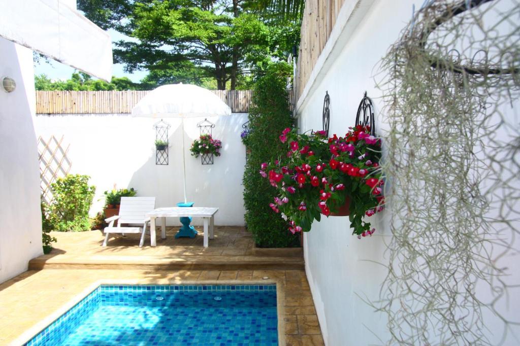 Costa Village Pool Villa Praia de Jomtien Quarto foto